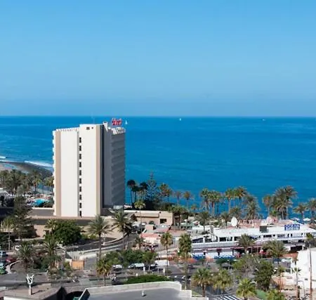 Las Americas